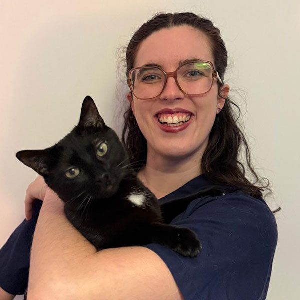 Léonie ALIBERT<br />
